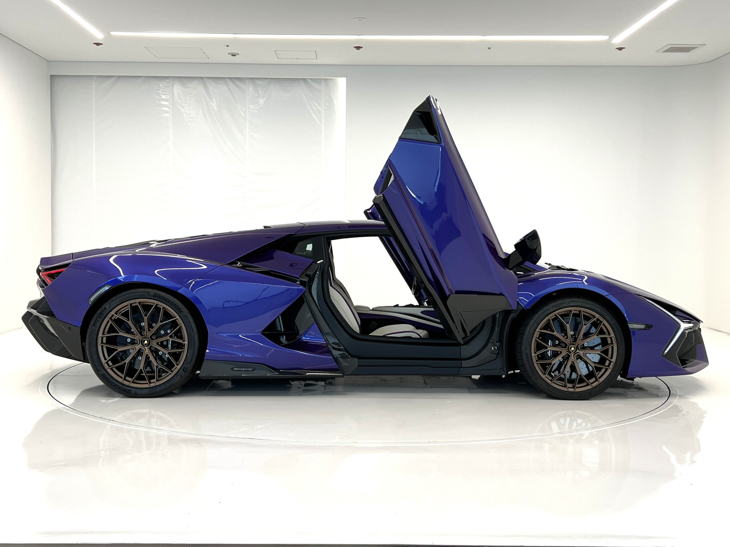 Photo 26 of 2024 Lamborghini Huracán